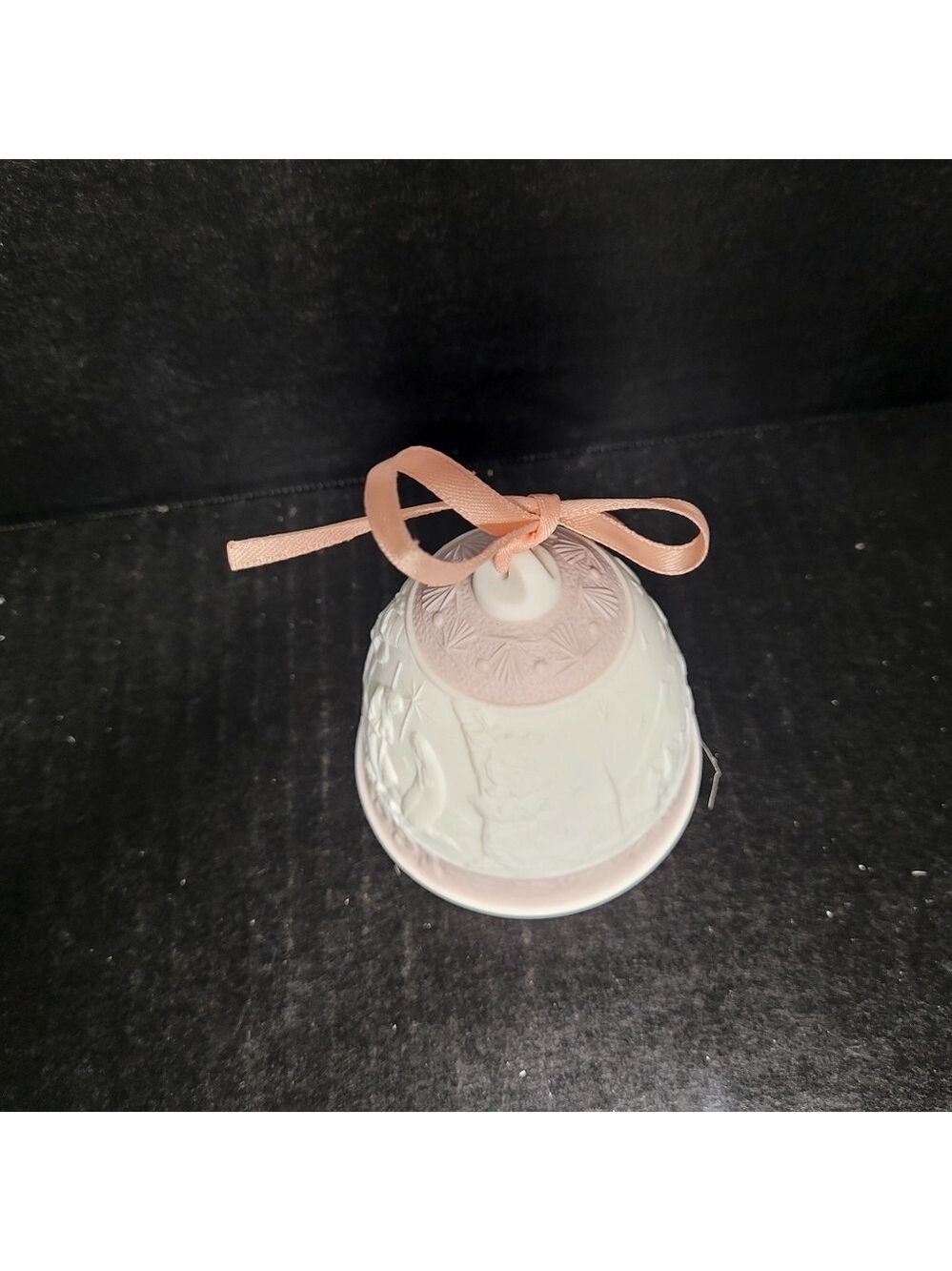 1991 Lladro Campanita Navidad 1.991 Christmas Bell with Pink and White #5803 - Picture 7 of 10